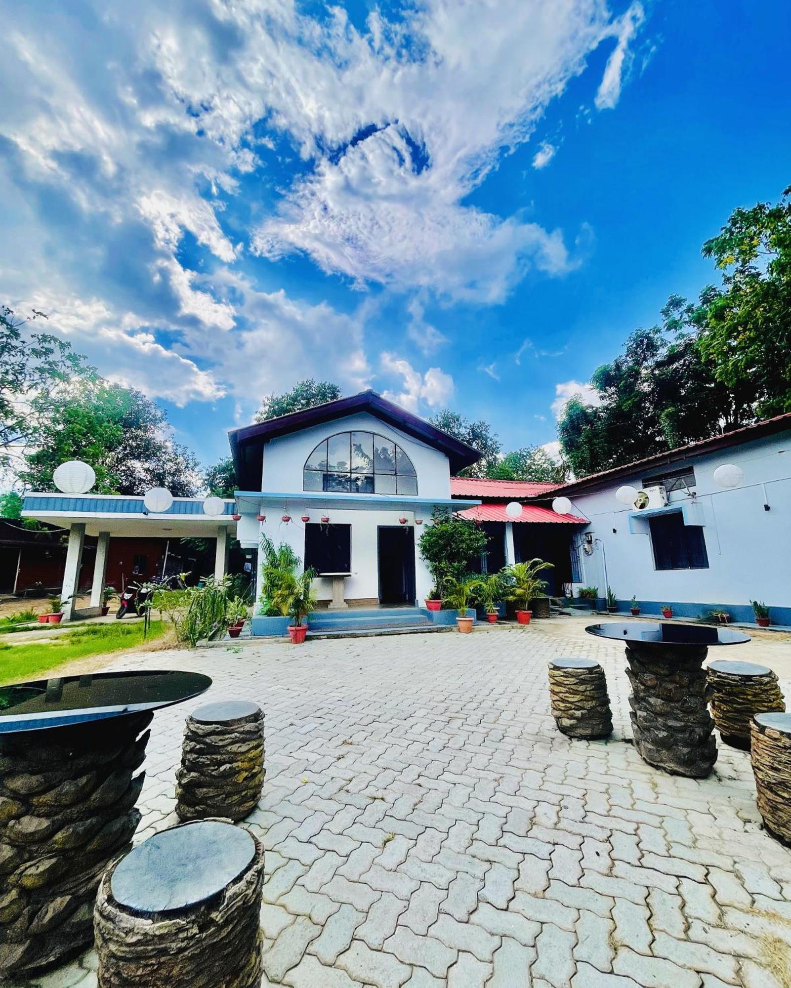 Urban Villa Gauháti Kültér fotó